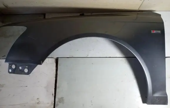 Audi A6 S6 C6 4F Fender