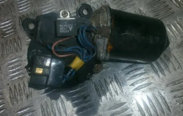 Mazda 626 Wiper motor 8491003972