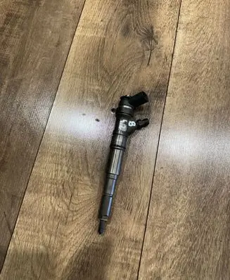 Fuel injector