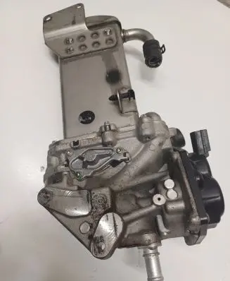 Audi A6 S6 C7 4G EGR valve cooler 03L131512D CGL