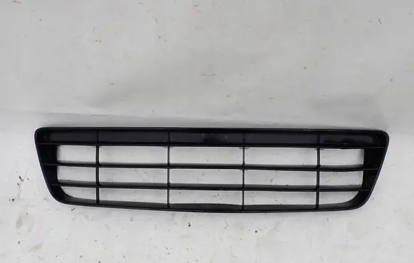 Volkswagen Scirocco Front bumper lower grill 1K8853677A