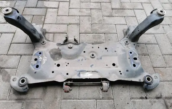 Volvo V40 Front subframe T033A