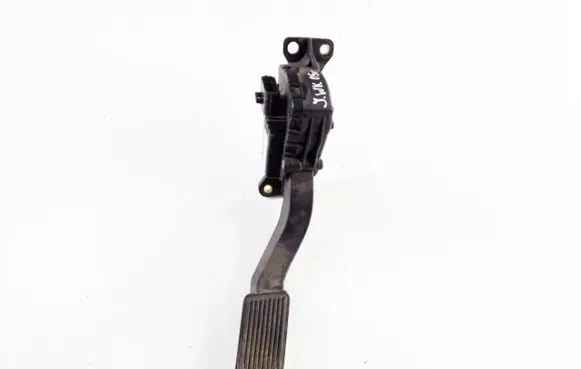 Jeep Grand Cherokee (WK) Accelerator throttle pedal 53013868AC