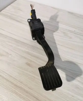 Peugeot 3008 I Accelerator throttle pedal 9671416880 0280755167