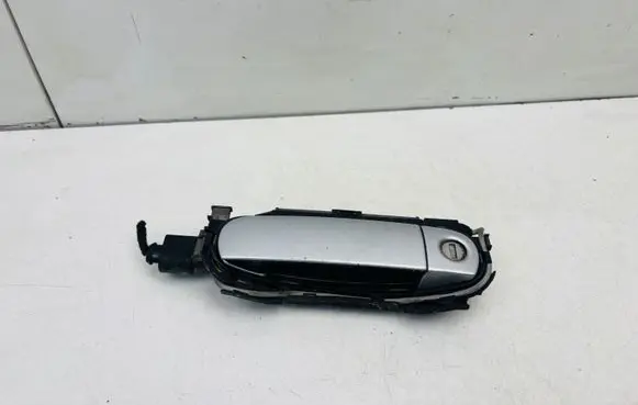 Audi A3 S3 8L Front door exterior handle 