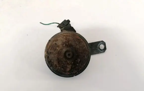 Suzuki Swift I Horn signal