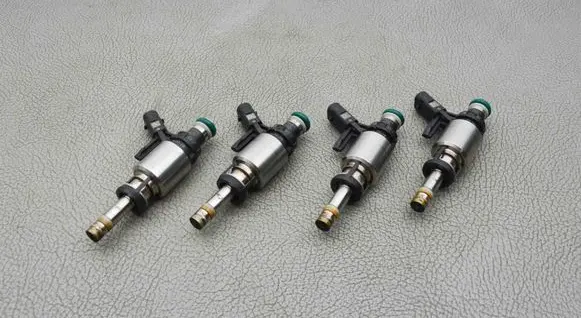 Audi Q5 SQ5 Fuel injectors set 06G906036B
