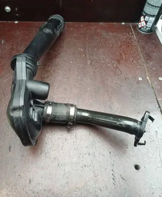 Intercooler hose/pipe