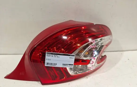 Peugeot 208 Rear/tail lights 9672628380
