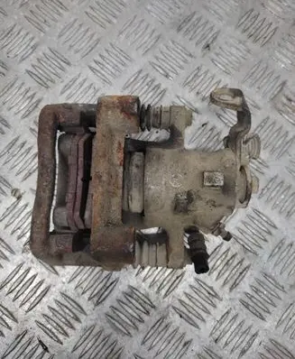 Opel Zafira A Rear brake caliper
