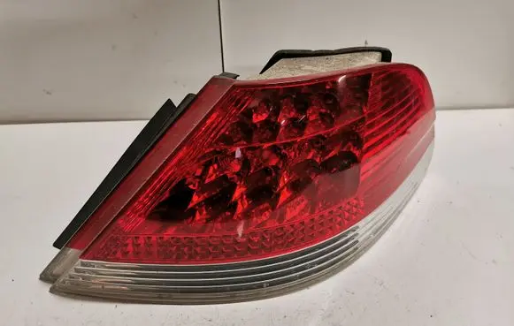 BMW 7 E65 E66 Rear/tail lights 6914286