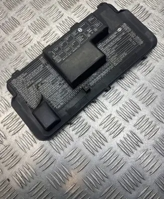 Skoda Superb B6 (3T) Fuse box cover 8A0941801