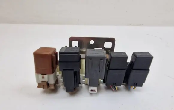 Nissan Qashqai Other relay 252309F905 24330C9900 252309F915