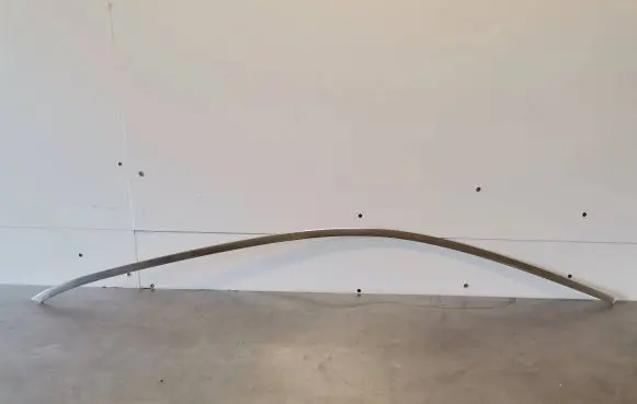 Mercedes-Benz GLC C253 Front door glass trim molding A2537250182