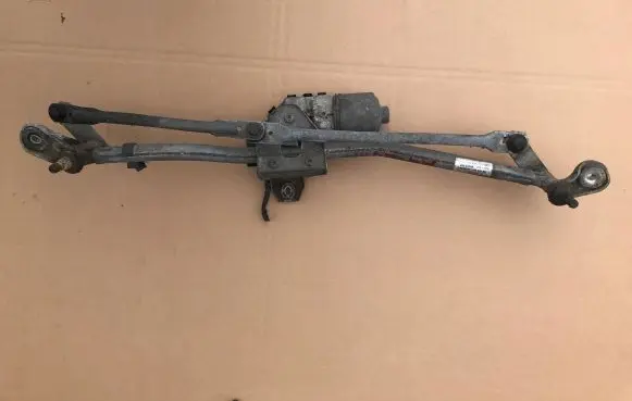 Audi A4 S4 B6 8E 8H Front wiper linkage and motor 3398009897