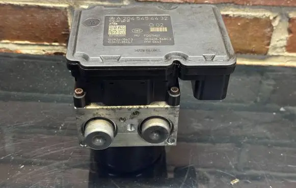Mercedes-Benz C W204 ABS Pump A0064312312 A2045454432 2009518873040669