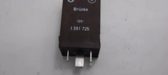 BMW 5 E34 Other relay 1391725