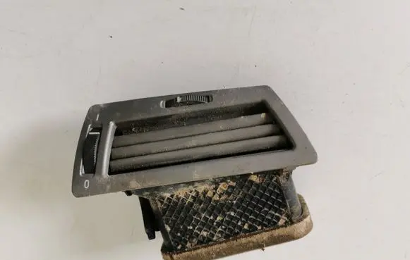 BMW 7 E65 E66 Dashboard side air vent grill/cover trim 6943021
