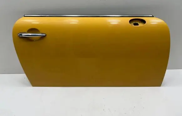 Mini One - Cooper Clubman R55 Front door