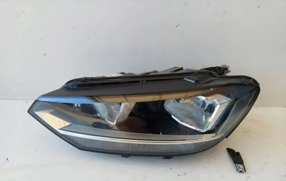 Volkswagen Touran III Headlight/headlamp 5TB941005A