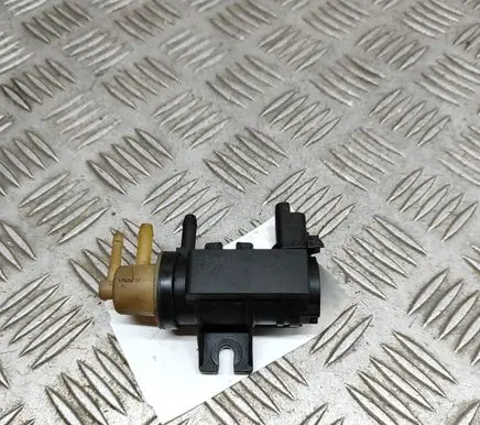 Ford Focus Turbo solenoid valve CM5G9F490AA 70401101