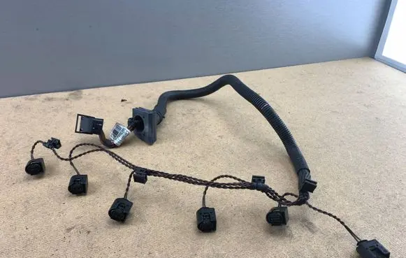 BMW X3 F25 Fuel injector wires 12518507949 8507949 12518572109