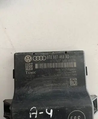 Audi A4 S4 B8 8K Gateway control module 8T0907468AD