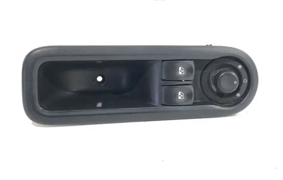 Renault Twingo II Electric window control switch 8200356515