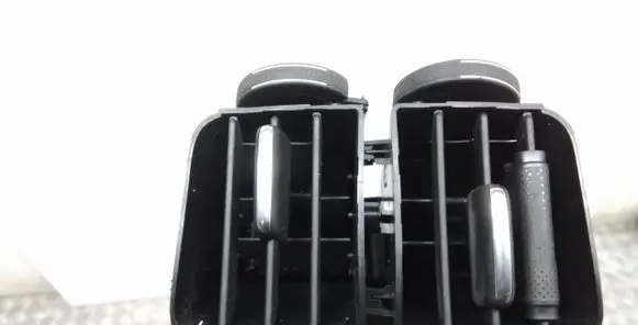 Volvo S90, V90 Rear air vent grill 39844538
