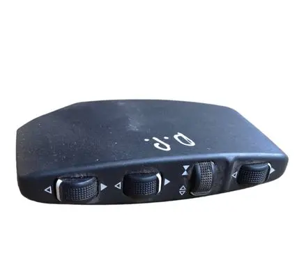 Mercedes-Benz C W204 Seat control switch A0008008078
