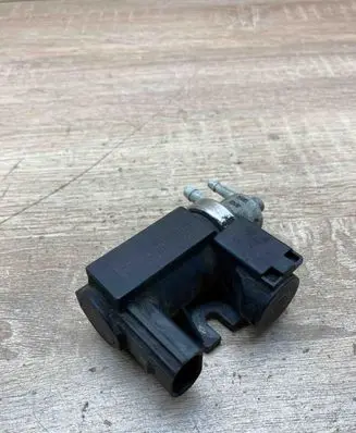 Volkswagen Sharan Turbo solenoid valve 8E0906627C