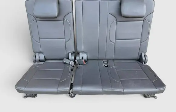 Chevrolet Suburban Third row seats 