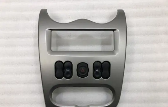 Dacia Sandero Dashboard center trim panel 
