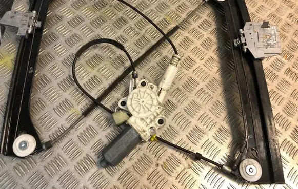 Mercedes-Benz CLK A209 C209 Front door window regulator with motor 2308200942