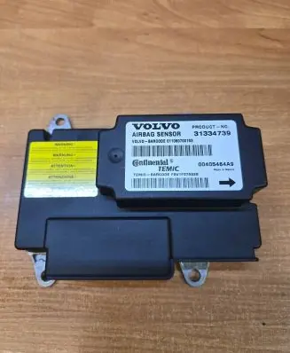 Volvo C70 Airbag control unit/module 31334739 00405464A9 011060700163