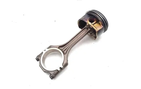 Volkswagen Golf VI Piston with connecting rod CAVD