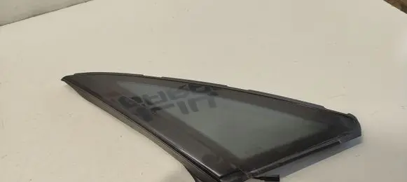 Audi A8 S8 D2 4D Rear side window 4D0845299