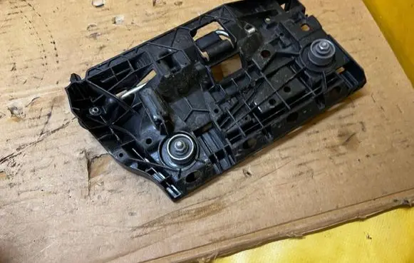 Porsche Panamera (970) Headlight/headlamp mounting bracket 97063107351