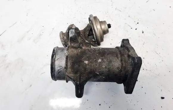 Mercedes-Benz E W210 EGR valve 0021403160 6010980817