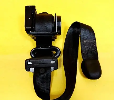 Chrysler Voyager Rear seatbelt 04680509AC