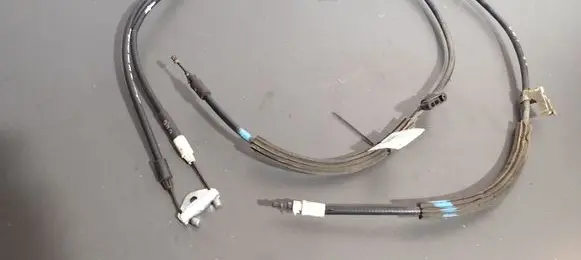 Volvo V40 Hand brake release cable 31362965