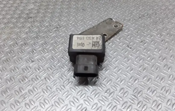 Opel Vectra C ESP acceleration yaw rate sensor 24430194