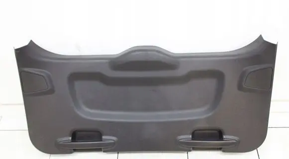 Ford Focus Tailgate trim 