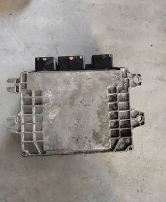 Nissan Note (E11) Engine control unit/module mec93060 mec93-060
