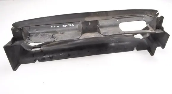 Volvo V50 Intercooler air channel guide 30763387