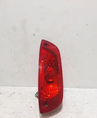 Hyundai Getz Third/center stoplight 924051C500