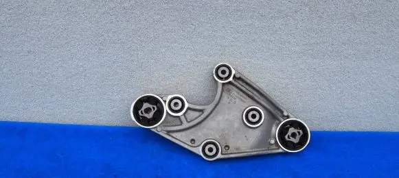 Tesla Model X Engine mounting bracket 1135845-00-C