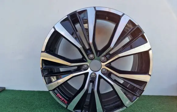 Volvo XC60 R20 alloy rim 32271571