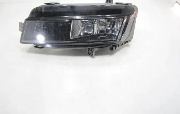 Volkswagen Golf VII Front fog light 5G0941661D 1ND01122305 0122350007083