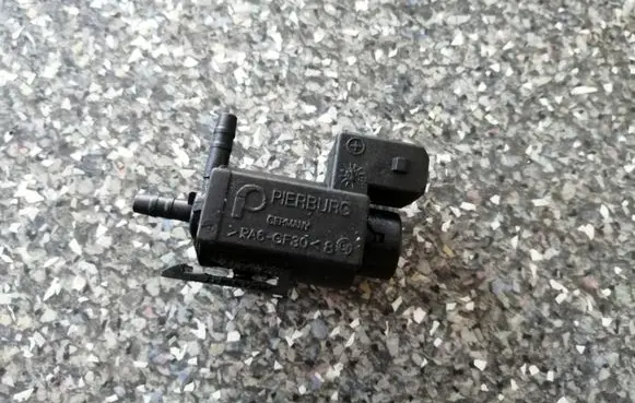 BMW 5 E60 E61 Turbo solenoid valve 72234100